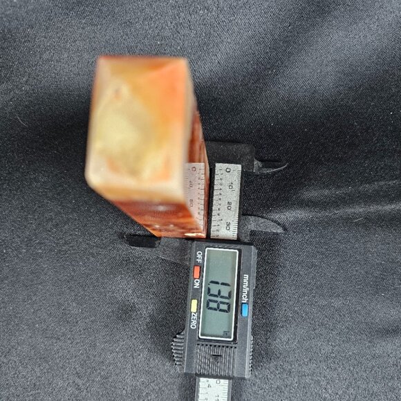 Red Carnelian Tower - Picture 7 of 9